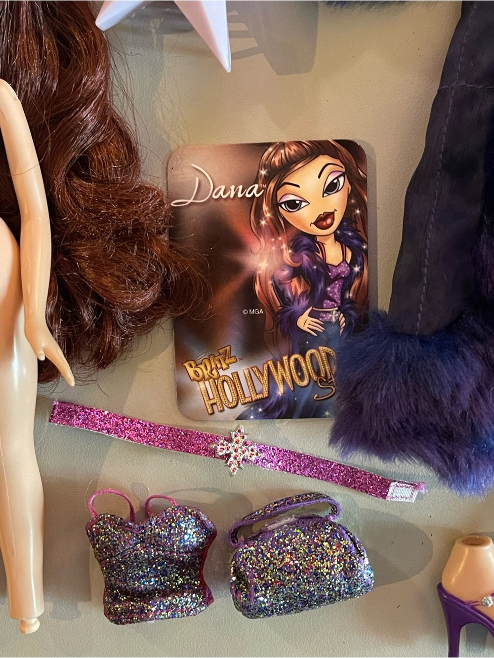 Hollywood Style Dana (2005) | Bratz - Picture 3 of 11